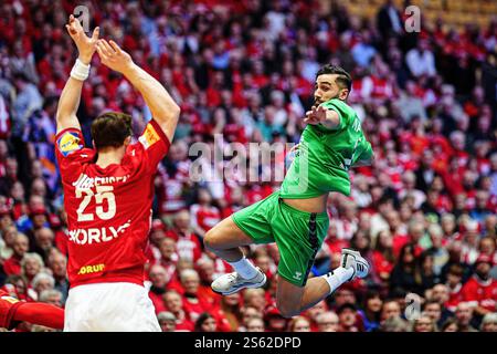 Wurf/Tor Hani Abderrafik Bounab (Algerien, #02) DEN, Daenemark v. Algerien, Handball, IHF Weltmeisterschaft 2025, Gruppe B, Spieltag 1, 14.01.2025 Foto : Eibner-Pressefoto/Marcel von Fehrn Banque D'Images