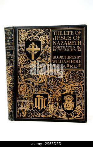 Livre religieux édouardien antique la vie de Jésus de Nazareth dépeinte en couleurs avec 80 photos de William Hole Banque D'Images