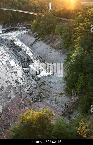 Le parc des chutes-de-la-Chaudière et le pont suspendu à Lévis, Québec Banque D'Images