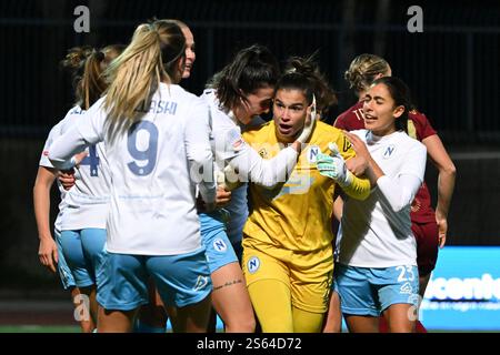 Naples, Italie. 15 janvier 2025. Beatrice Beretta de Napoli Femminile lors du match de football-Coupe d'Italie féminine entre Napoli Femminile vs AS Roma au Stadio Comunale 'Arena' Giuseppe Piccolo crédit : Agence photo indépendante/Alamy Live News Banque D'Images