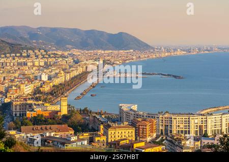 Vue sur la ville italienne de Salerne Banque D'Images