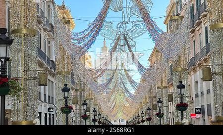Célèbre rue commerçante piétonne Calle Larios décorée pour la période de Noël dans le centre-ville de Malaga Banque D'Images