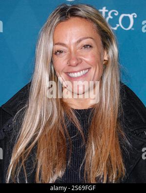 Londres, Royaume-Uni, 15 janvier 2025. Cherry Healey arrivée et pose à la première CORTEO du Cirque du Soleil, au Royal Albert Hall de Londres. Banque D'Images