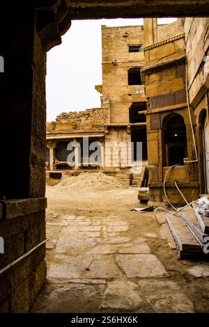 Le fort de Jaisalmer, alias Sonar Quila ou le Fort d'Or, est l'une des plus grandes villes fortifiées entièrement préservées au monde. Rajasthan, Inde. Banque D'Images