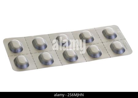 Comprimés en blister recadrés sur fond blanc Banque D'Images