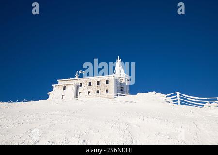 kasprowy Wierch et ses environs en hiver, les montagnes des Tatras, Pologne Banque D'Images