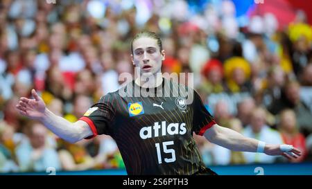 Herning, Danemark. 17 janvier 2025. Handball : Championnat du monde, Suisse - Allemagne, tour préliminaire, Groupe A, jour de match 2, à Jyske Bank Boxen. L'Allemand Juri Knorr réagit. Crédit : Sören Stache/dpa/Alamy Live News Banque D'Images