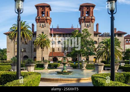 Le musée Lightner et la fontaine de la cour à Historic préparés Augustine, Floride. (ÉTATS-UNIS) Banque D'Images