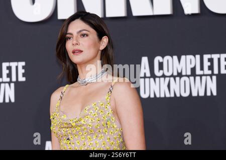 News - PHOTOCALL Un INCONNU COMPLET Monica Barbaro assiste à la première photo-call Un inconnu complet à l'Auditorium Parco della Musica le 17 janvier 2025 à Rome, Italie. Pendant l'APPEL PHOTO Un INCONNU COMPLET, nouvelles à Rome, Italie, 17 janvier 2025 Auditorium de Rome Parco della Musica Italie Copyright : xEmanuelaxVertollix/xLiveMediax LPN 1693303 Banque D'Images