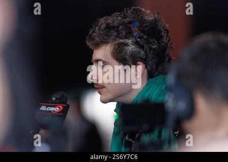 News - PHOTOCALL A COMPLETE UNKNOWN Timothee Chalamet assiste à la première Photocall A Complete Unknown à l'Auditorium Parco della Musica le 17 janvier 2025 à Rome, en Italie. Pendant l'APPEL PHOTO Un INCONNU COMPLET, nouvelles à Rome, Italie, 17 janvier 2025 Auditorium de Rome Parco della Musica Italie Copyright : xEmanuelaxVertollix/xLiveMediax LPN 1693375 Banque D'Images