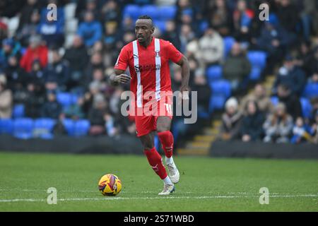 Peterborough, Royaume-Uni. 18 janvier 2025. Omar Beckles (19 Leyton Orient) se lance lors du match de Sky Bet League 1 entre Peterborough et Leyton Orient à London Road, Peterborough le vendredi 17 janvier 2025. (Photo : Kevin Hodgson | mi News) crédit : MI News & Sport /Alamy Live News Banque D'Images