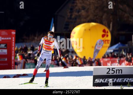 Schonach, Deutschland. 18 janvier 2025. Beim Durchlauf nach der dritten Runde War die Welt für Jarl Magnus Riiber (Norwegian gen) noch in Ordnung, am Ende kam er nicht über rang sechs hinaus beim FIS Weltcup Nordische kombination Schonach 2025 crédit : dpa/Alamy Live News Banque D'Images