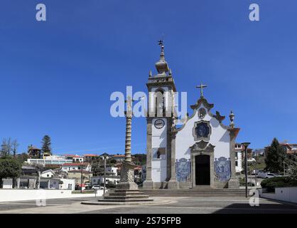 Seixas, Portugal - 12 avril 2024 : Igreja Matriz de São Bento, ou église Saint Benoît, est un monument religieux clé à Seixas, Portugal Banque D'Images