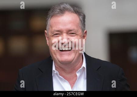 Londres, Royaume-Uni. 19 janvier 2025. Piers Morgan quitte BBC Broadcasting House après être apparu dans le Sunday with Laura Kuenssberg. Crédit : Justin Ng/Alamy Live News Banque D'Images