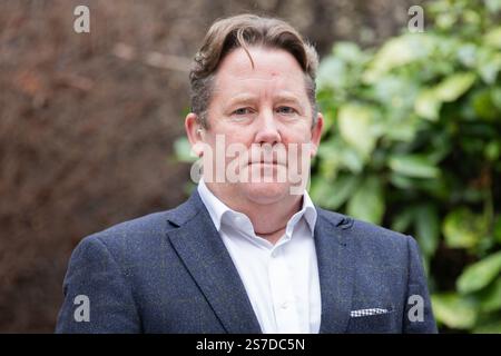 Dublin, Irlande. 19 janvier 2025. Darragh O'Brien du Fianna Fail à l'Ard Fheis spécial du parti à l'hôtel Radisson, où Tanaiste et le chef du parti Micheal Martin présentent le projet de programme pour le gouvernement aux membres du parti. Crédit : Liam Murphy/Alamy Live News Banque D'Images