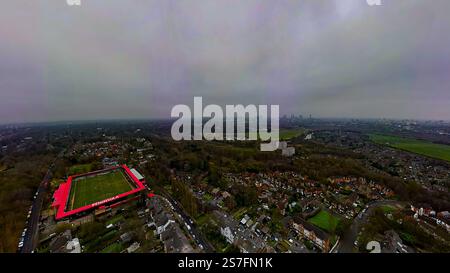 Vue aérienne du Peninsula Stadium, stade du Salford City FC dans le Grand Manchester, Royaume-Uni Banque D'Images