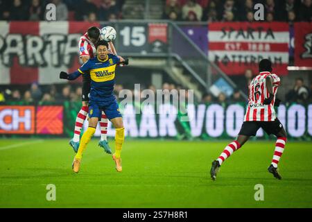 Rotterdam, pays-Bas. 19 janvier 2025. Rotterdam - lors de la dix-neuvième manche de compétition de la saison Eredivisie 2024/2025. Le match se déroule entre le Sparta Rotterdam et le RKC Waalwijk au Het Kasteel le 19 janvier 2025 à Rotterdam, aux pays-Bas. (VK Sportphoto/Danny de Groot) crédit : Yannick Verhoeven/Alamy Live News Banque D'Images