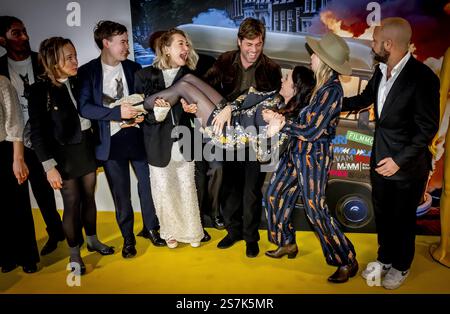 AMSTERDAM - Halina Reijn sur le tapis jaune avant la remise des Shortcutz Amsterdam Annual Awards. La réalisatrice recevra le prix Rutger Hauer pour sa contribution au développement et à la promotion des jeunes talents cinématographiques aux pays-Bas. ANP ROBIN UTRECHT pays-bas Out - belgique Out Banque D'Images