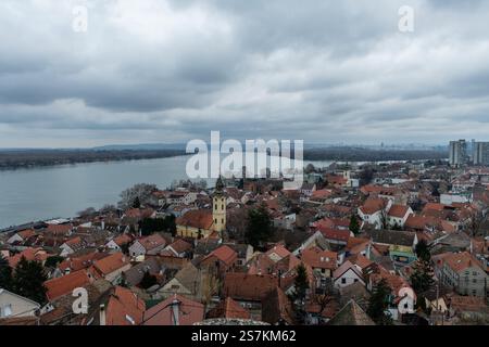 Panoramique aérien Belgrade vista dans le quartier de Zemun en hiver, Serbie Banque D'Images