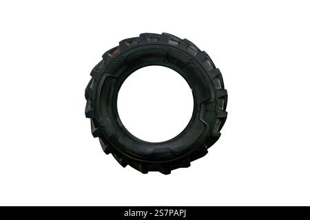 pneu 4x4 de véhicule hors route pour le camion sur isolé sur fond blanc Banque D'Images
