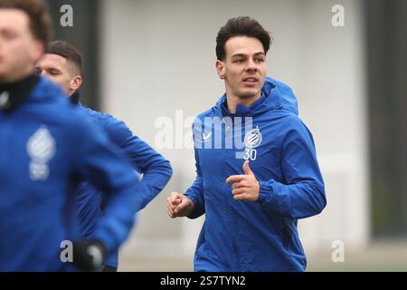 Bruges, Belgique. 20 janvier 2025. Ardon Jashari du Club photographié lors d'une séance d'entraînement du Club belge Brugge KV, lundi 20 janvier 2025 à Bruges. Demain, ils joueront contre le club italien Juventus, le septième jour (sur 8) de la phase de ligue de l'UEFA Champions League. BELGA PHOTO BRUNO FAHY crédit : Belga News Agency/Alamy Live News Banque D'Images