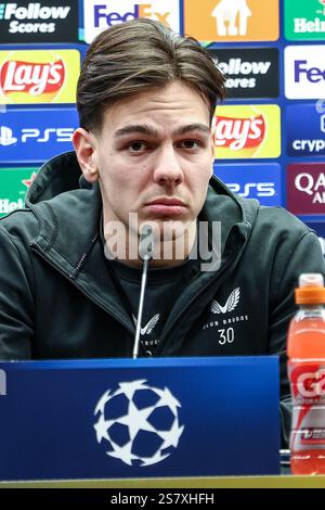 Bruges, Belgique. 20 janvier 2025. Ardon Jashari du Club photographié lors d'une conférence de presse du Club belge Brugge KV, lundi 20 janvier 2025 à Bruges. Demain, ils joueront contre le club italien Juventus, le septième jour (sur 8) de la phase de ligue de l'UEFA Champions League. BELGA PHOTO BRUNO FAHY crédit : Belga News Agency/Alamy Live News Banque D'Images