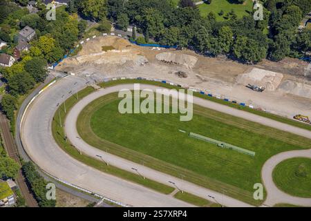Vue aérienne, ancienne piste de trot Dinslaken avec travaux de démolition et chantier de construction pour un nouveau quartier résidentiel, Bärenkampallee, Dinslaken, Ruhr Banque D'Images