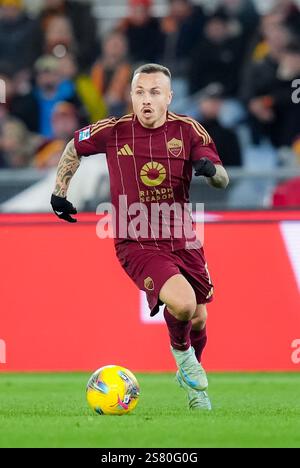 Rome, Italie. 17 janvier 2025. Angelino de L'AS Roma lors du match de Serie A Enilive entre L'AS Roma et Gênes CFC au Stadio Olimpico le 17 janvier 2025 à Rome, Italie. Crédit : Giuseppe Maffia/Alamy Live News Banque D'Images