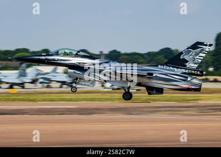 FAIRFORD / Royaume-uni - Juillet 12, 2018 : Belgian Air Force special livery Lockheed F-16AM Fighting Falcon FA-101 fighter jet affichage à l'RIAT Royal I Banque D'Images