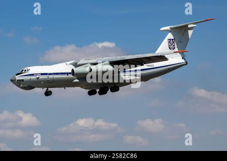 FAIRFORD / Royaume-uni - Juillet 12, 2018 : l'Armée de l'air ukrainienne Iliouchine Il-76MD 78820 plan de transport arrivée et d'établissement pour RIAT Royal International Banque D'Images