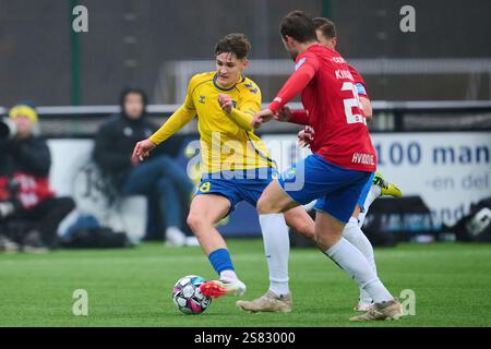 Broendby, Danemark. 18 janvier 2025. Jacob Ambaek de Broendby vu lors d'un match test entre Broendby IF et Hvidovre IF au Bane 2 à Broendby. Banque D'Images