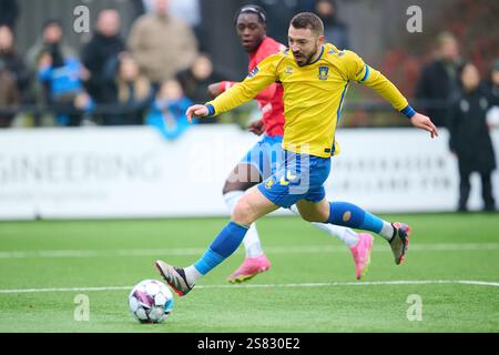Broendby, Danemark. 18 janvier 2025. JosipRadosevic de Broendby vu lors d'un match test entre Broendby IF et Hvidovre IF au Bane 2 à Broendby. Banque D'Images