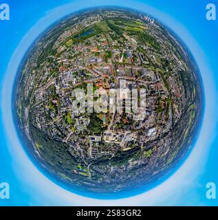 Vue aérienne, hôtel de ville neuf et ancien avec immeuble de grande hauteur Sparkasse Gladbeck - siège social, globe terrestre, image fisheye, image à 360 degrés, monde minuscule, Banque D'Images