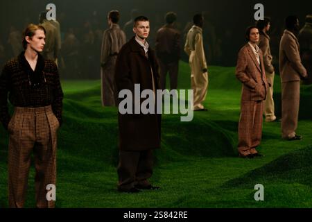 Milan, Italien. 20 janvier 2025. ZEGNA hommes automne/hiver 2025-2026 défilé pendant la Fashion week de Milan Menswear le 2025 janvier - Milan, Italie 20/01/2025 crédit : dpa/Alamy Live News Banque D'Images