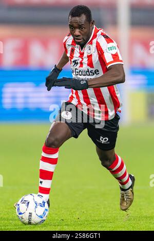 Rotterdam, pays-Bas. 19 janvier 2025. ROTTERDAM, PAYS-BAS - 19 JANVIER : Joshua Kitolano du Sparta Rotterdam en action lors du match Néerlandais Eredivisie entre le Sparta Rotterdam et le RKC Waalwijk à Het Kasteel le 19 janvier 2025 à Rotterdam, pays-Bas. (Photo de Joris Verwijst/Orange Pictures) crédit : Orange pics BV/Alamy Live News Banque D'Images