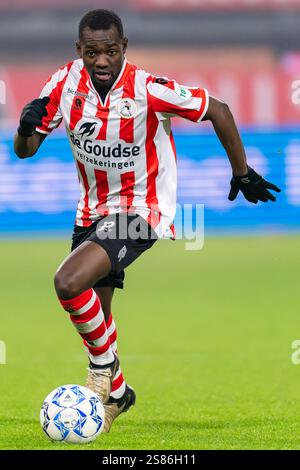 Rotterdam, pays-Bas. 19 janvier 2025. ROTTERDAM, PAYS-BAS - 19 JANVIER : Joshua Kitolano du Sparta Rotterdam en action lors du match Néerlandais Eredivisie entre le Sparta Rotterdam et le RKC Waalwijk à Het Kasteel le 19 janvier 2025 à Rotterdam, pays-Bas. (Photo de Joris Verwijst/Orange Pictures) crédit : Orange pics BV/Alamy Live News Banque D'Images