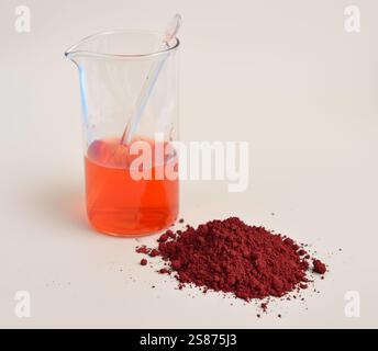 Le rouge Congo est un composé organique, c'est un colorant azoïque. Banque D'Images