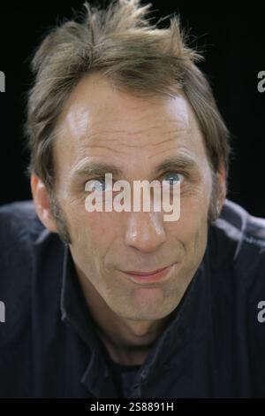 L'auteur britannique Will Self Picked au Festival international du livre d'Édimbourg où il a parlé de son nouveau roman intitulé le Livre de Dave. Le Festival du livre était le plus grand événement littéraire au monde et présentait des écrivains du monde entier. L'événement de 2006 a rassemblé environ 550 écrivains et s'est déroulé du 13-28 au 30 août. Banque D'Images