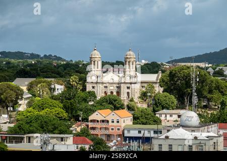 Vue aérienne de la cathédrale Saint-Jean d'Antigua, de l'église cathédrale du diocèse des Caraïbes du Nord-est et d'Aruba, Antigua-et-Barbuda Banque D'Images