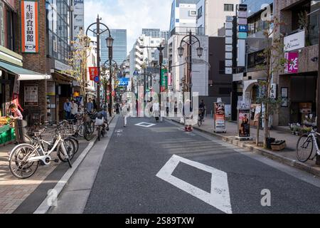 Kagurazaka Dori Street à Kagurazaka Tokyo Japon Banque D'Images