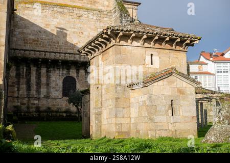 Chapelle mozarabe pré-romane de San Miguel in Celanova, Ourense. Galice, Espagne Banque D'Images
