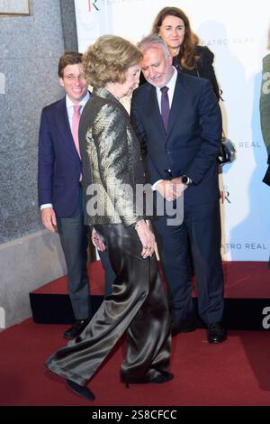 L'ancienne reine Sofia assiste au concert de charité 'Stradivarius for DANA' au Théâtre Royal le 20 janvier 2025 à Madrid, Espagne. Banque D'Images