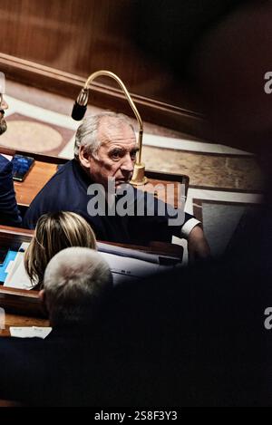 Paris, France. 07 juillet 2024. Antonin Burat/le Pictorium - séance des questions au gouvernement du 21 janvier 2025 à l'Assemblée nationale française - 07/07/2024 - France/Paris - le premier ministre François Bayrou, lors de la séance des questions au gouvernement du 21 janvier 2025 à l'Assemblée nationale française. Crédit : LE PICTORIUM/Alamy Live News Banque D'Images