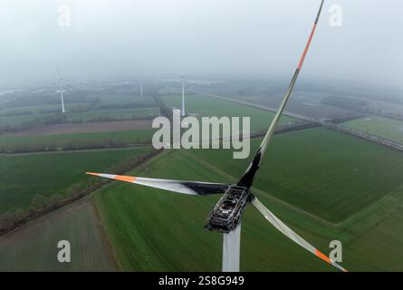 plan aérien d'une éolienne brûlée en allemagne Banque D'Images