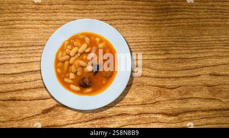 Fabada Asturiana, ragoût de haricots blancs, cuisine espagnole, gastronomie espagnole, Asturies, Espagne, Europe Banque D'Images