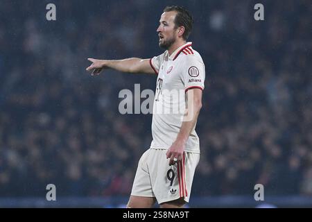 Rotterdam, Allemagne. 22 janvier 2025. Ligue des champions de Fussball 7. Spieltag Feyenoord Rotterdam - FC Bayern Muenchen AM 22.01.2025 im Stadion Feijenoord in Rotterdam Harry Kane ( Muenchen ) Foto : Revierfoto crédit : ddp Media GmbH/Alamy Live News Banque D'Images