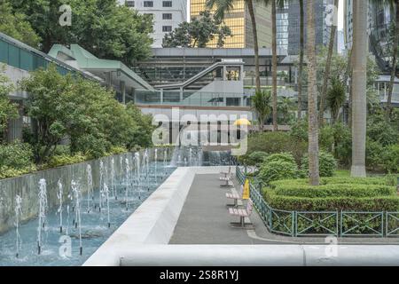 Fontaine, bassin d'eau, Statue Square, Central, Hong Kong, République populaire de Chine, Asie Banque D'Images