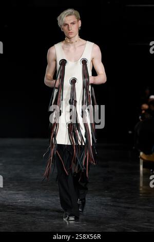 Paris, Frankreich. 22 janvier 2025. EGONLAB. Défilé automne/hiver 2025-2026 pendant la semaine de la mode de Paris Menswear le 2025 janvier - Paris, France 22/01/2025 crédit : dpa/Alamy Live News Banque D'Images