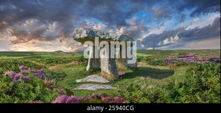 Lanyon Quoit est un dolmen mégalithique de la période néolithique, environ 4000 à 3000 av. J.-C., près de Morvah sur la péninsule de Penwith, Cornwall, Angleterre Banque D'Images