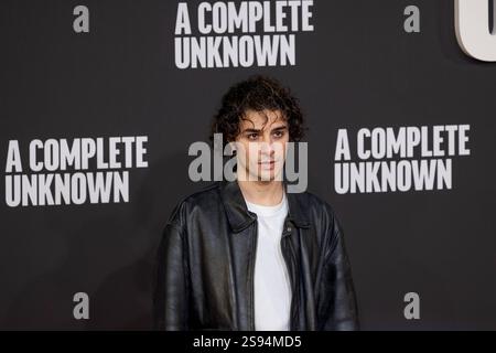 Première italienne du film A Complete Unknown. Rome, Italie - 17 janvier 2025 : L'acteur italien Damiano Gavino lors de la première italienne du film A Complete Unknown réalisé par James Mangold à l'Auditorium Parco della Musica. Rome RM Italie Copyright : xPhotoxbyxGennaroxLeonardix Banque D'Images